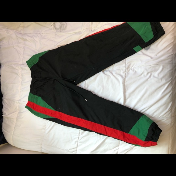 Windbreaker pants - Picture 2 of 4